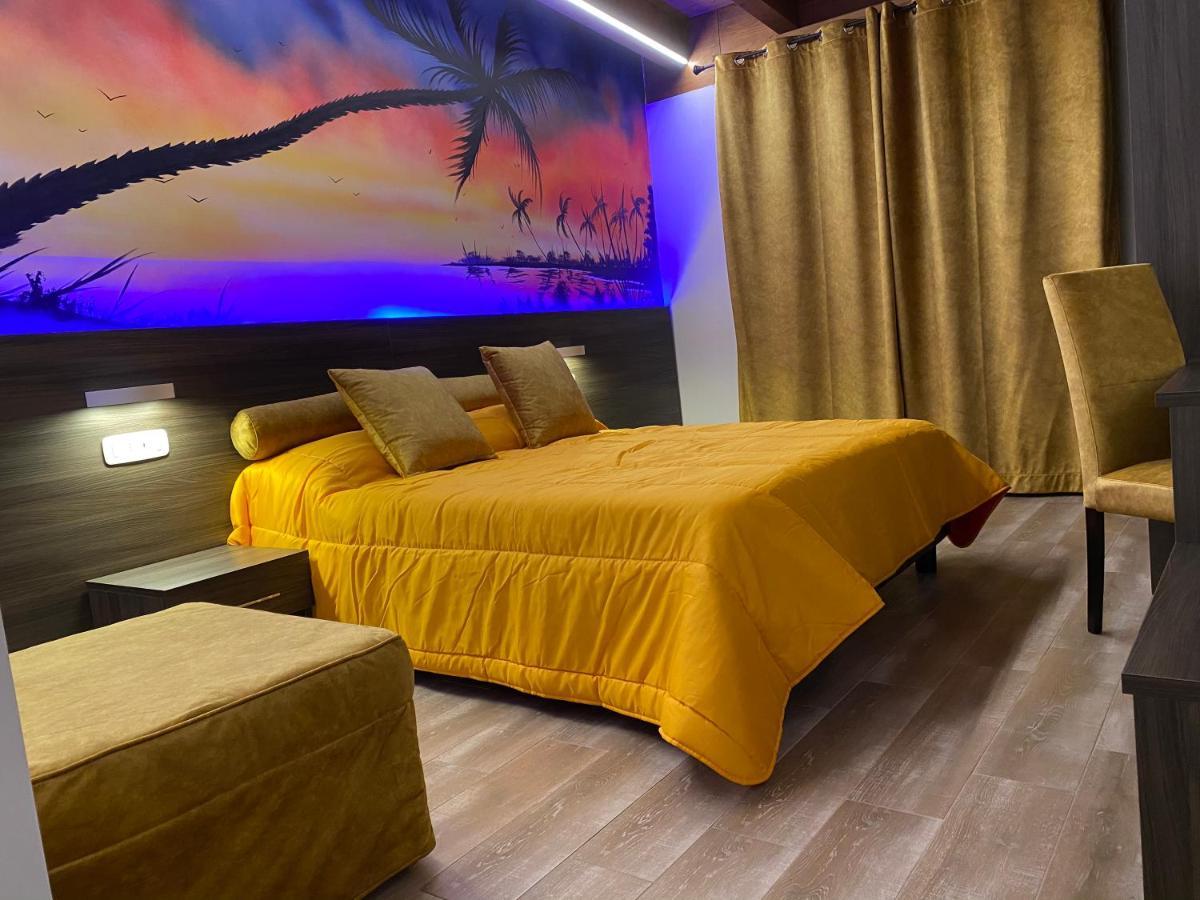 Oasilandia Bed and Breakfast Dorno Buitenkant foto