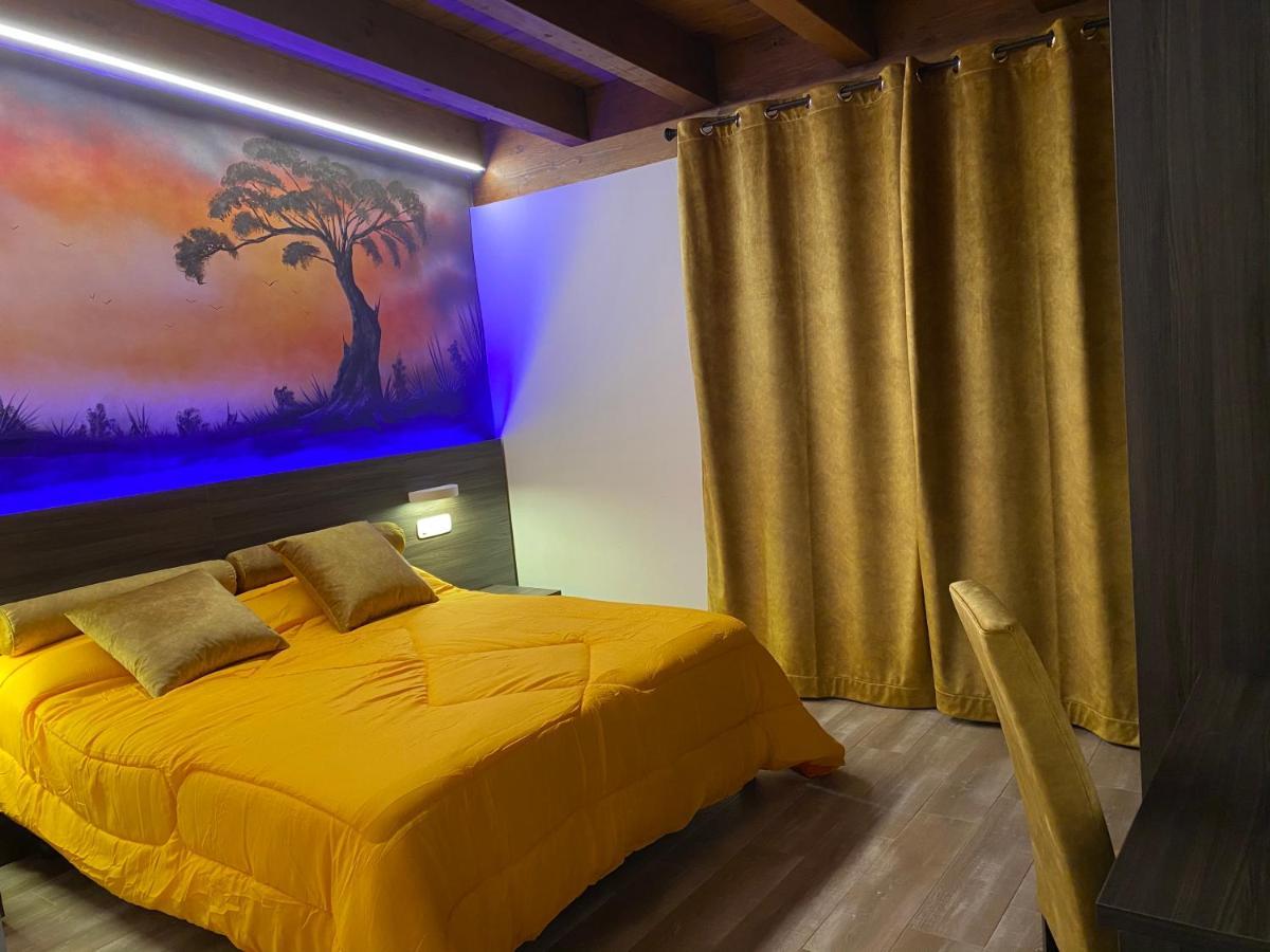 Oasilandia Bed and Breakfast Dorno Buitenkant foto